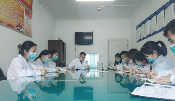 教育是護(hù)理的基礎(chǔ)-全面的專業(yè)知識(shí)，熟練的專業(yè)技能，為您架起通往健康的幸福橋梁